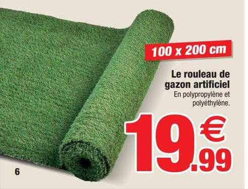 le rouleau de gazon artificiel