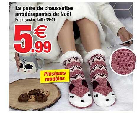 la paire de chaussettes antidérapantes de noël