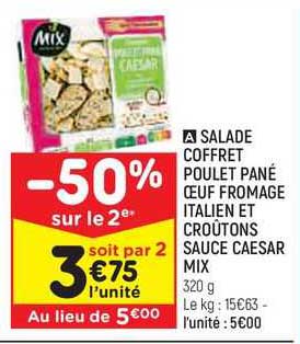 Salade Coffret Poulet Pané œuf Fromage Italien Et Croûtons Sauce Caesar Mix