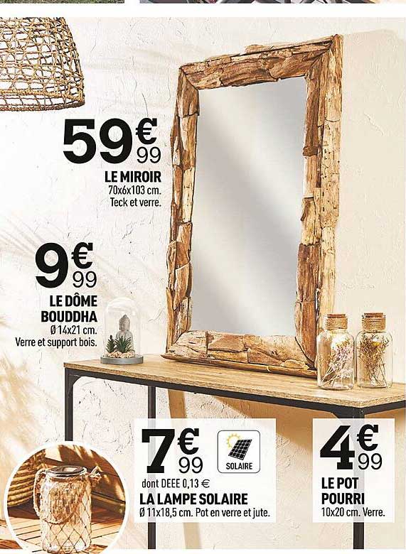 le miroir, le dôme bouddha, la lampe solaire, le pot pourri