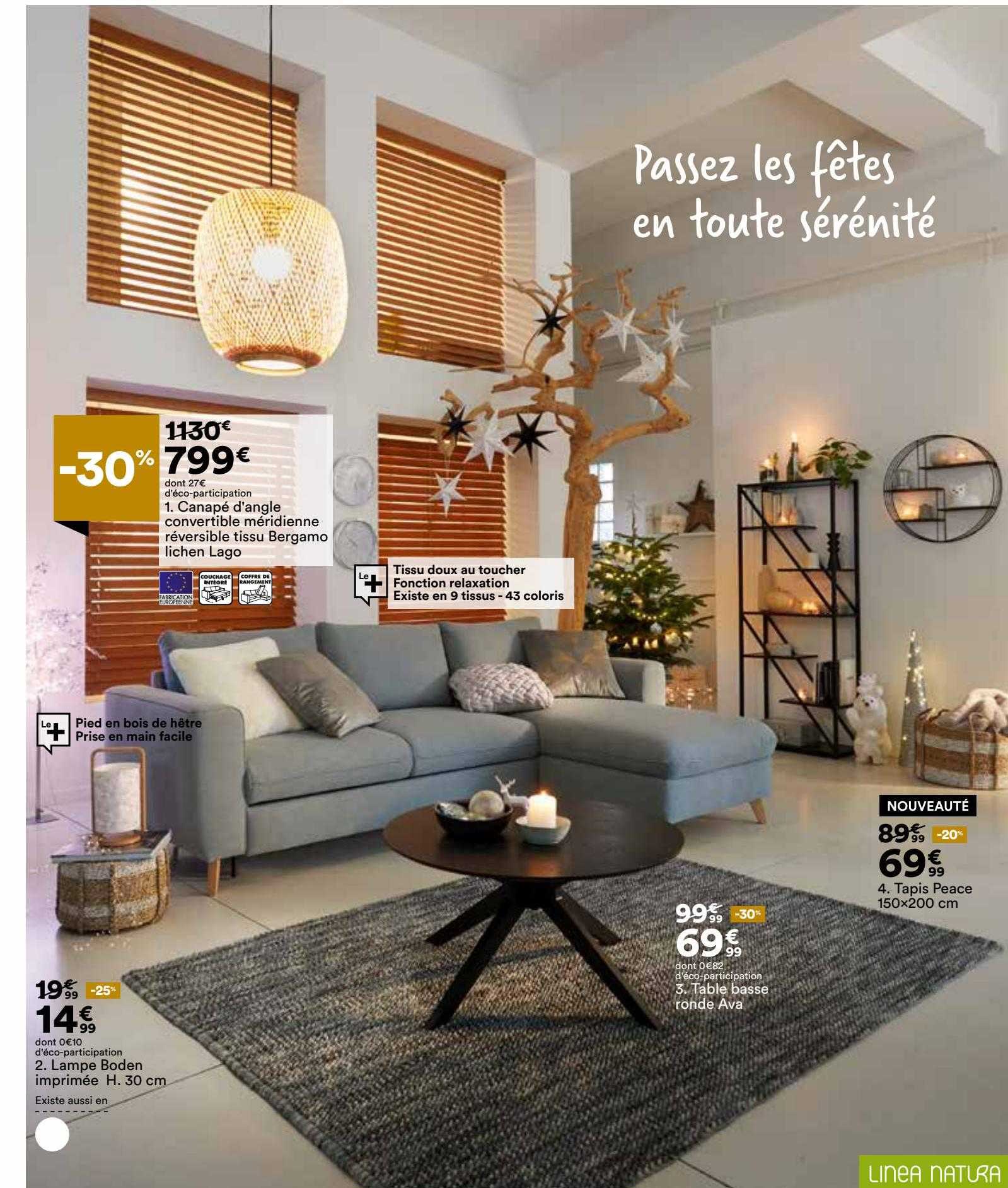 canapé d'angle convertible méridienne réversible tissu bergamo lichen lago, lampe boden imprimée h. 30 cm, table basse ronde ava, tapis peace 150 x 200 cm