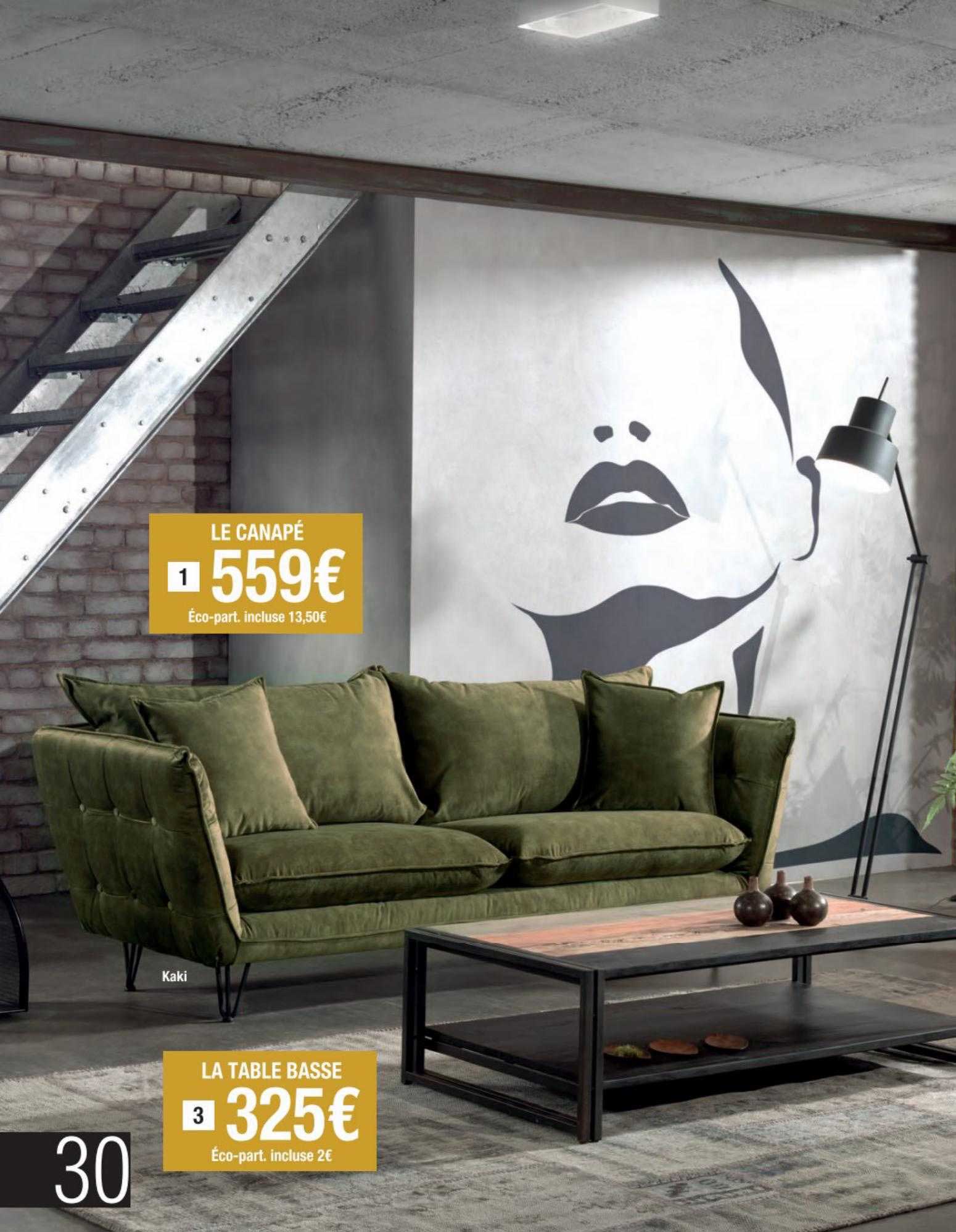 Le Canapé, La Table Basse