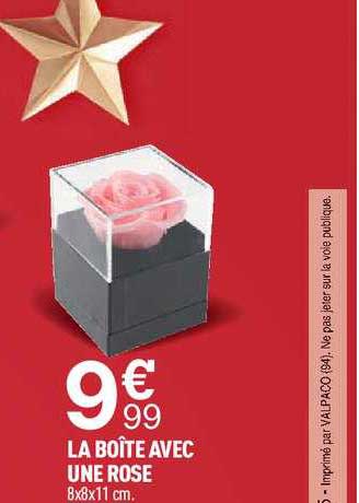 la boîte avec une rose