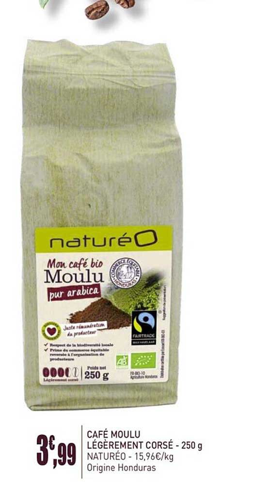 café moulu légèrement corsé