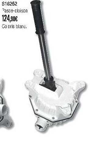 S16252 Passe-cloison