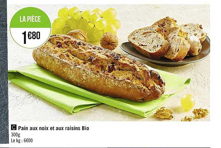Pain Aux Noix Et Aux Raisins Bio