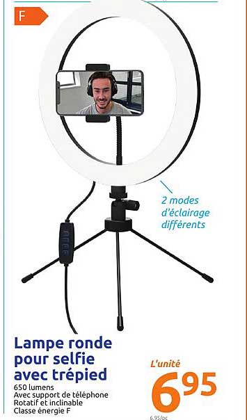 lampe ronde pour selfie avec trépied