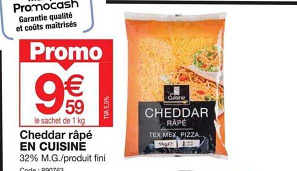 Cheddar Râpé En Cuisine