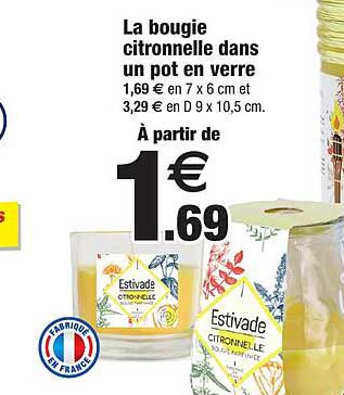 la bougie citronnelle dans un pot en verre