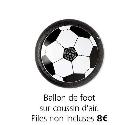 ballon de foot sur coussin d'air