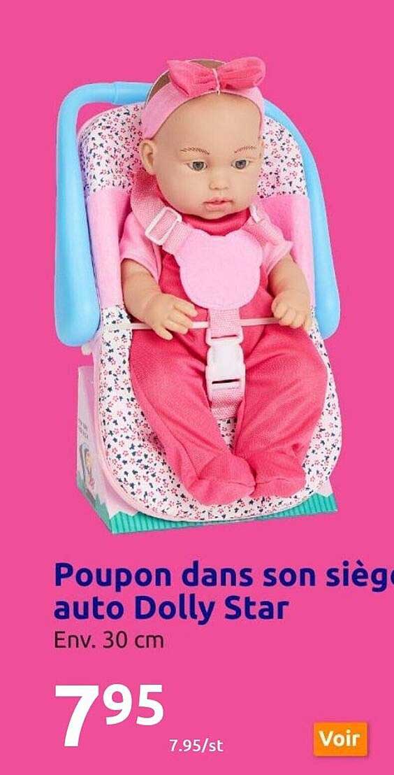 poupon dans son siège auto dolly star