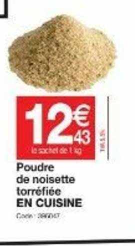 Poudre De Noisette Torréfiée En Cuisine