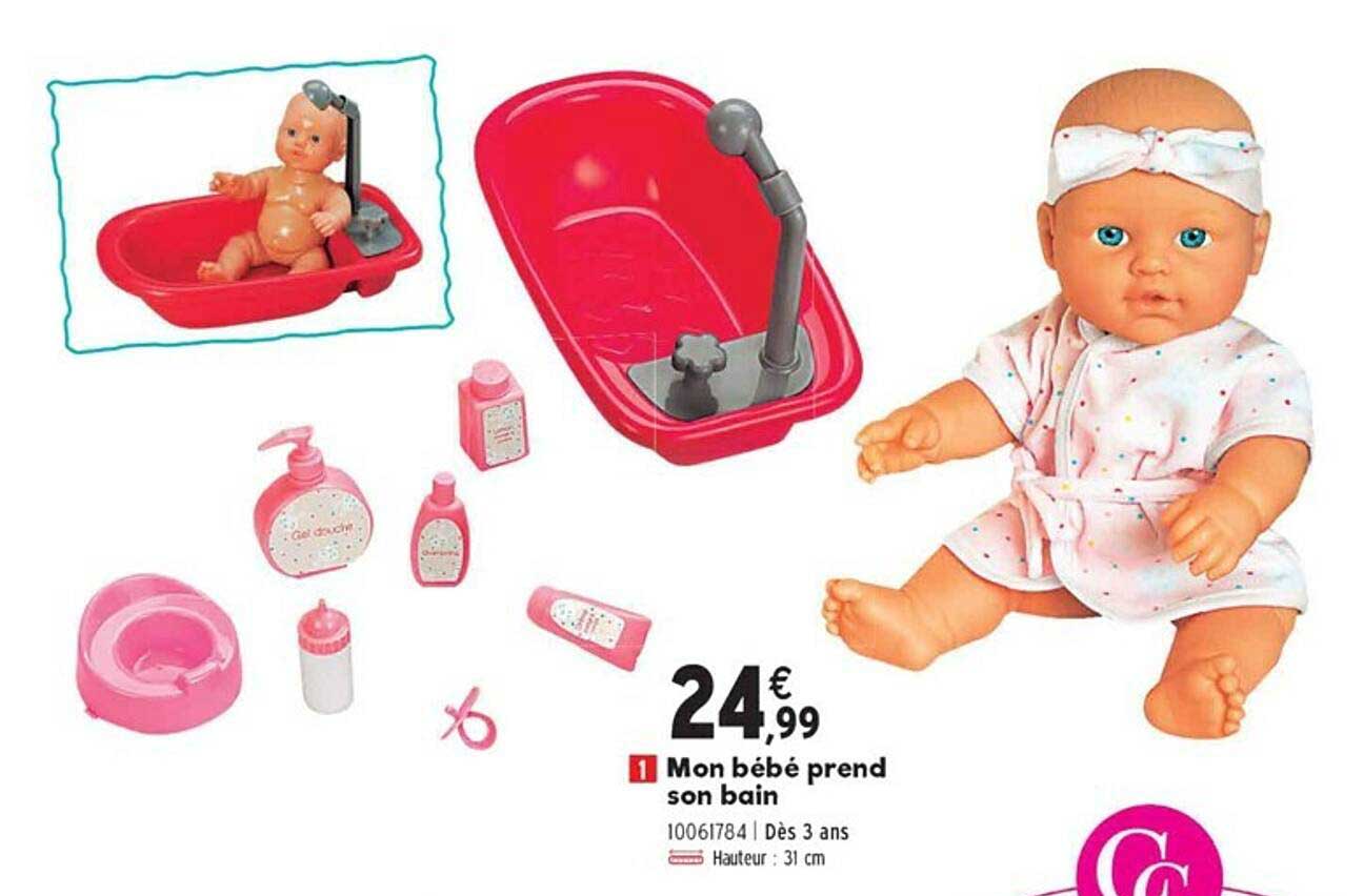 mon bebe prend son bain