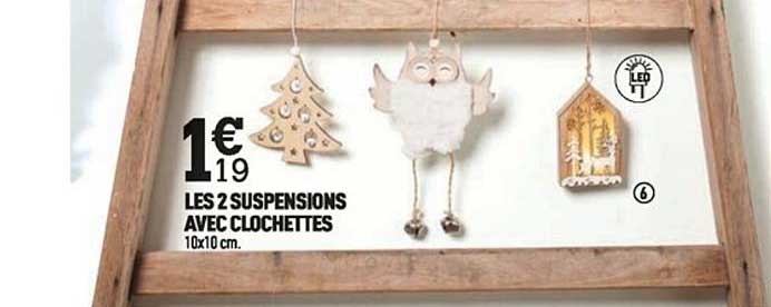 2 suspensions avec clochettes