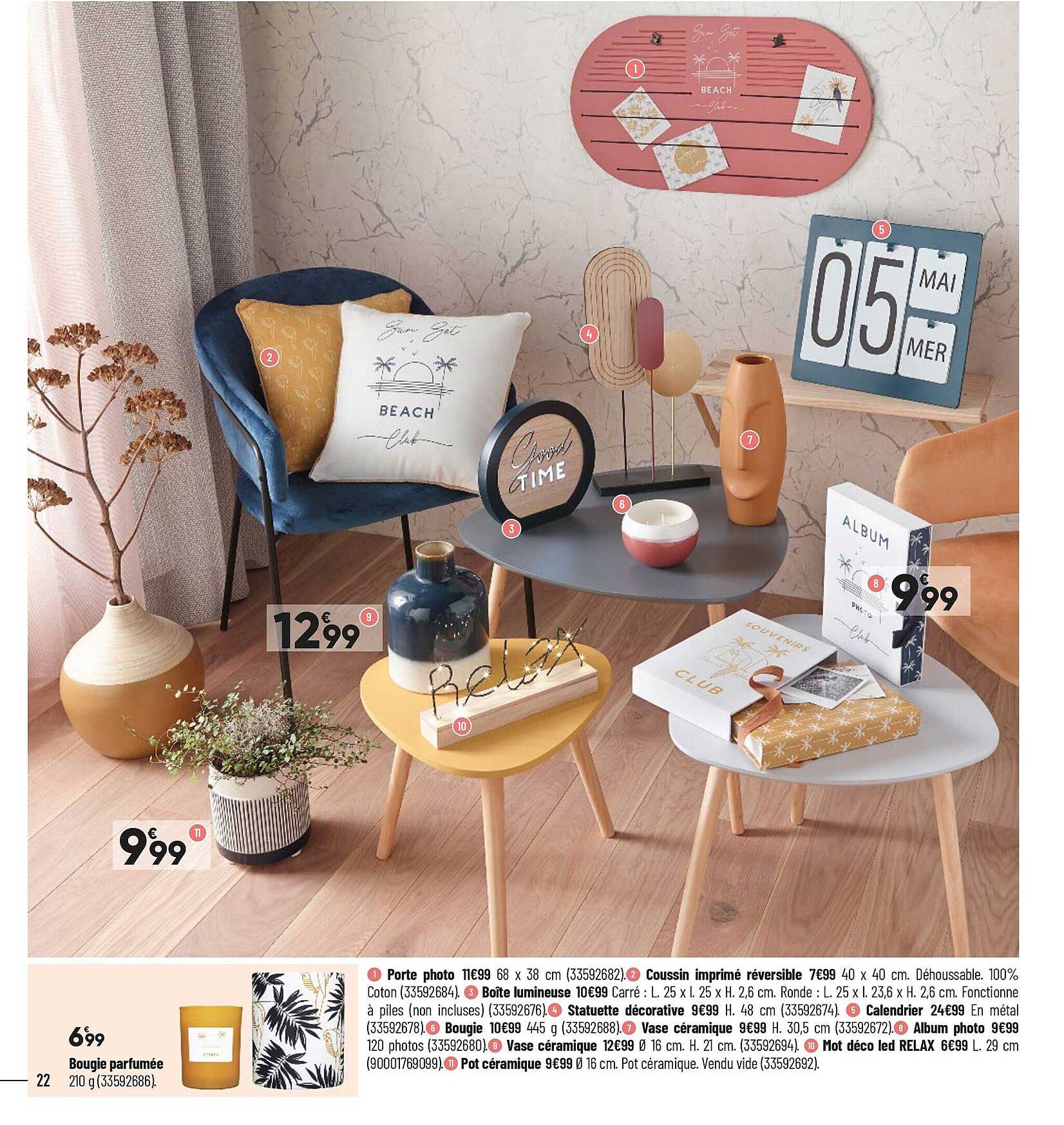 porte plats, coussin imprimé réversible, boîte lumineuse, statuette décorative, calendrier, vase céramique, album photo, mot déco led relax