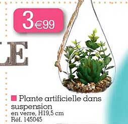 plante artificielle dans suspension