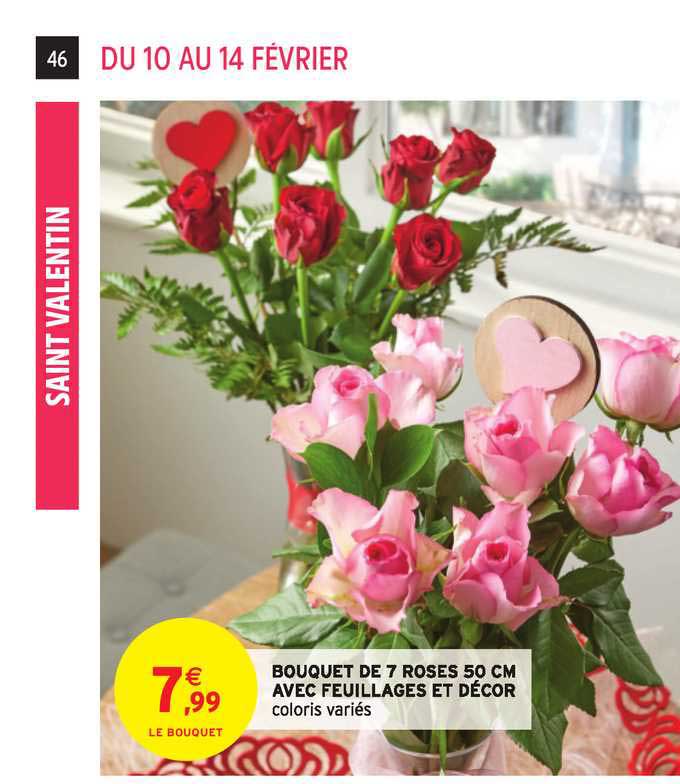 bouquet de 7 roses 50 cm avec feuillages et décor