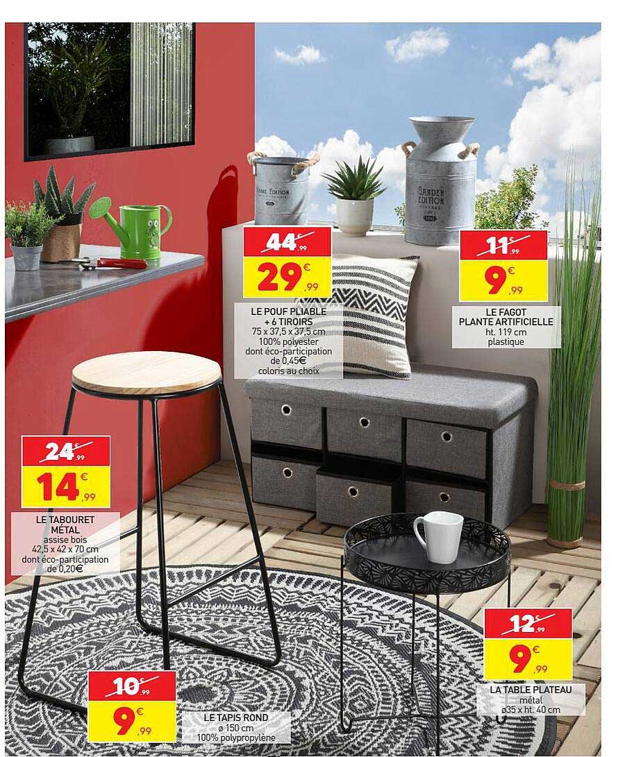 le tabouret métal, le tapis rond, la table plateau, le fagot, le pouf pliable