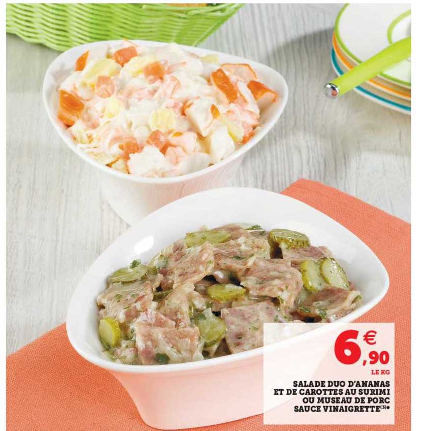 salade duo d'ananas et de carottes au surimi ou museau de porc sauce vinaigrette