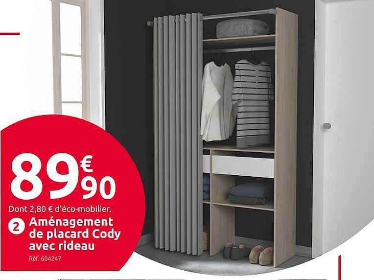 aménagement de placard cody avec rideau