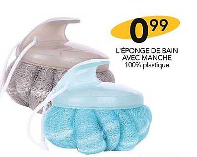 l'éponge de bain avec manche