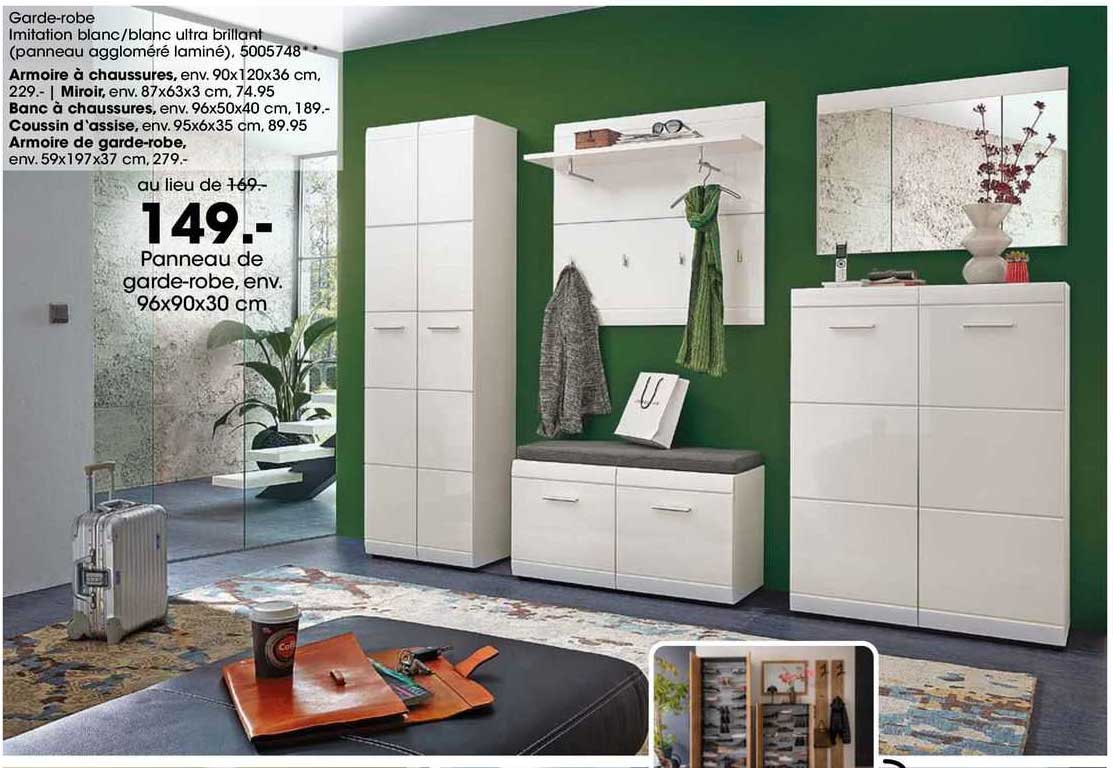 panneau de garde-robe