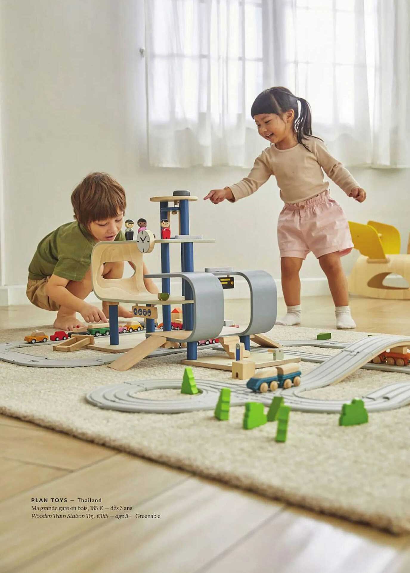 plan toys ma grande gare en bois