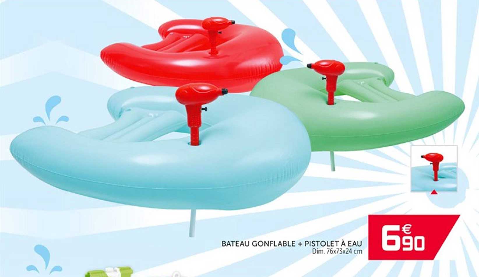 bateau gonflable + pistolet à eau