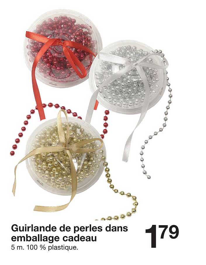 guirlande de perles dans emballage cadeau