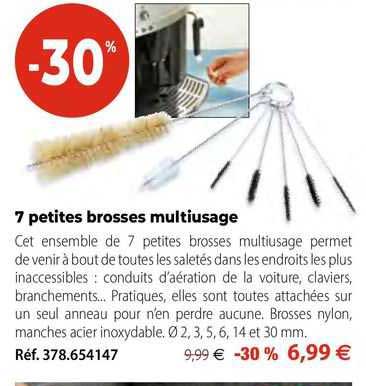 7 petites brosses multiusage