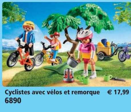 cyclistes avec vélos et remorque