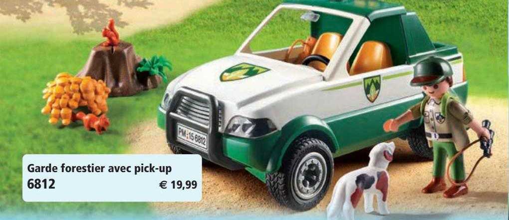 garde forestier avec pick-up