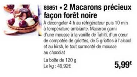 2 macarons précieux façon forêt noire