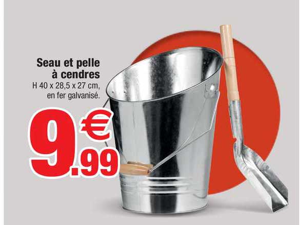seau et pelle à cendres