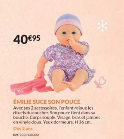 emilie suce son pouce