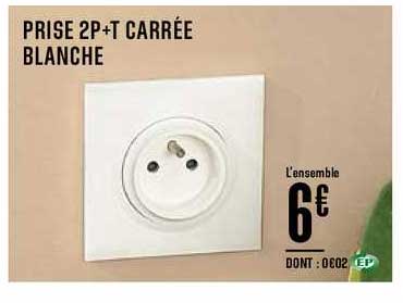 Prise 2p+t Carrée Blanche