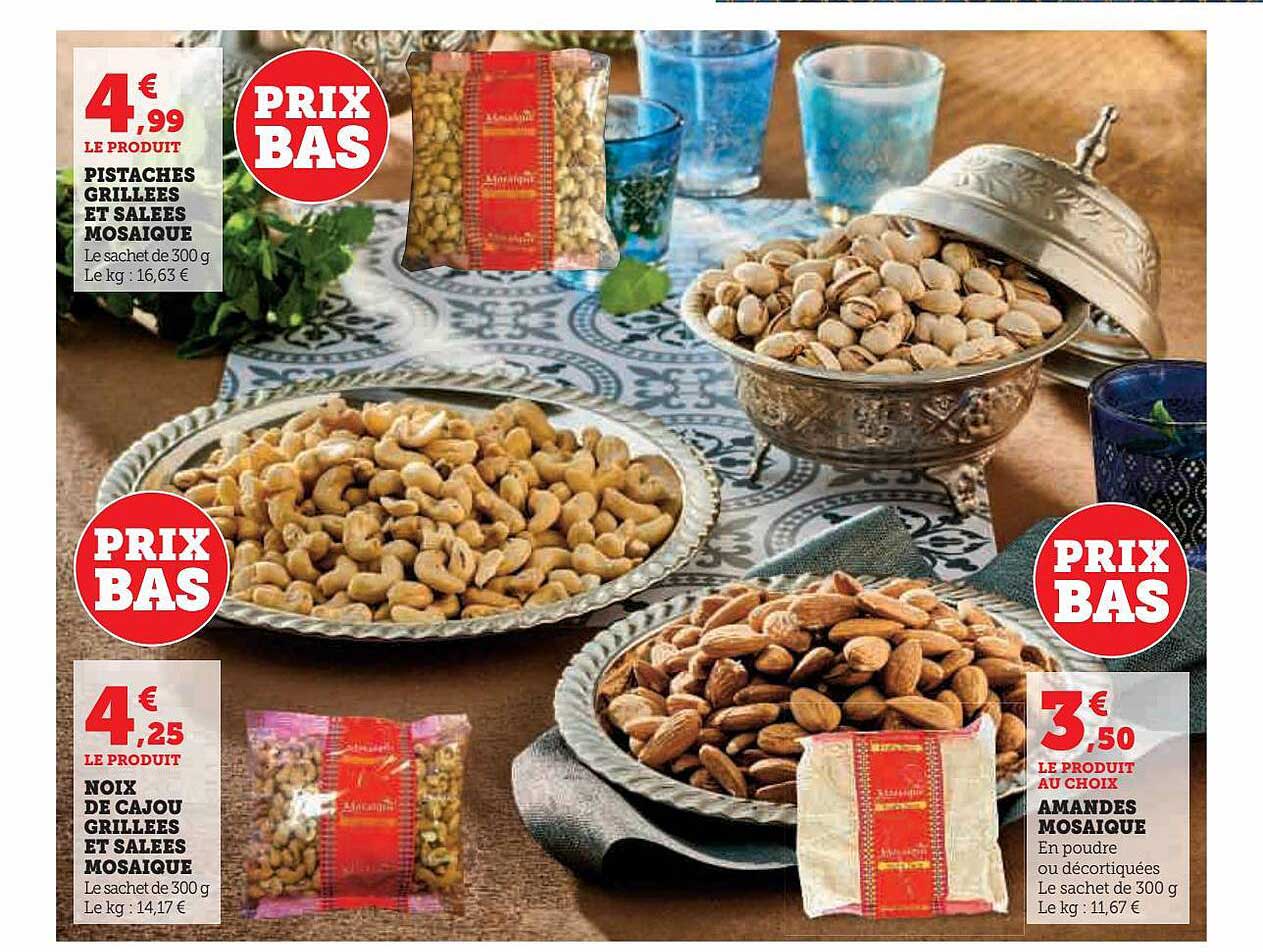 Pistaches Grillées Et Salées Mosaïque, Noix De Cajou Grillées Et Salées Mosaïque, Amandes Mosaïque