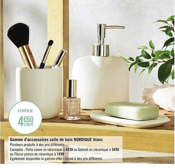 gamme d'accessoires salle de bain nordique blanc