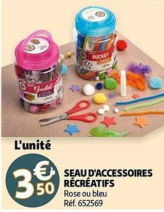 seau d'accessoires récréatifs