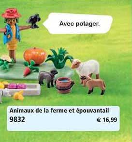 Animaux De La Ferme Et épouvantail