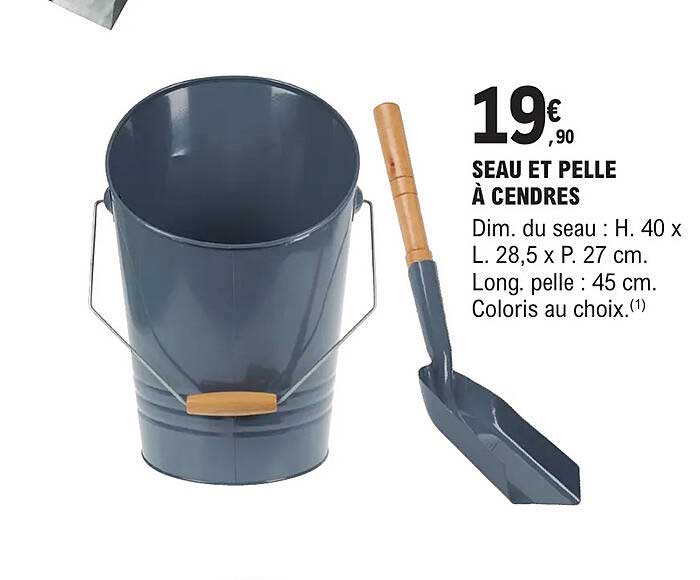 seau et pelle à cendres