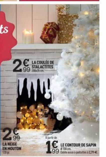 la neige en mouton, le contour de sapin