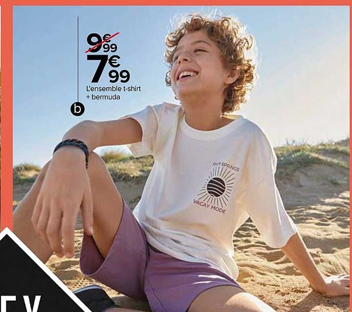 l'ensemble t-shirt + mermuda