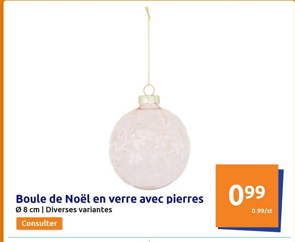 boule de noël en verre avec pierres