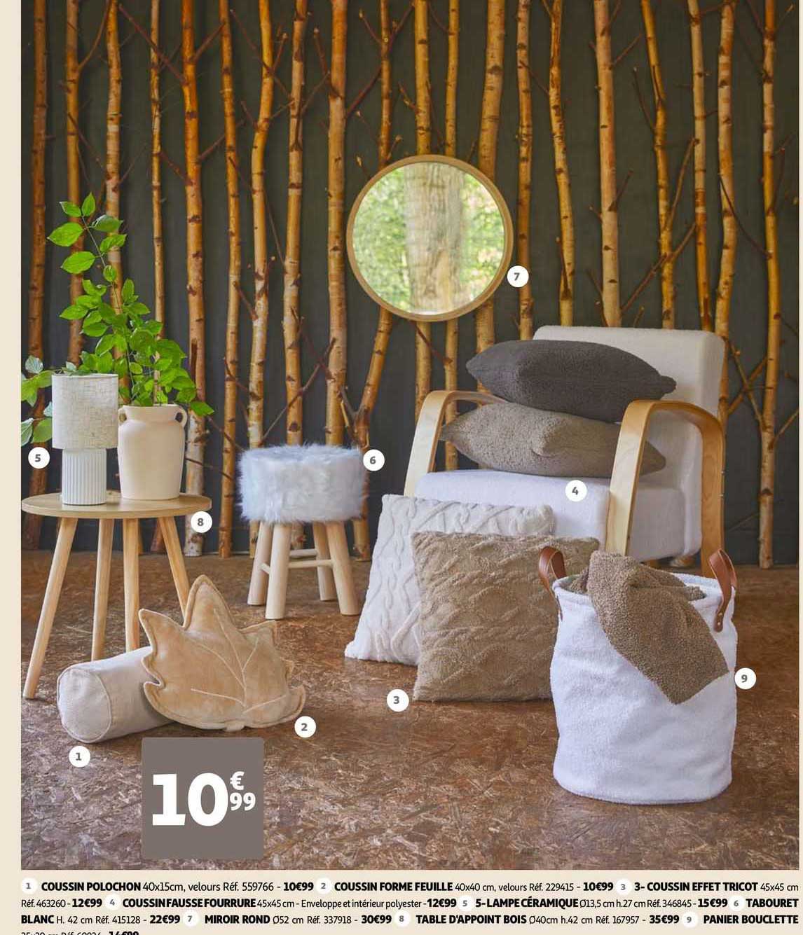 Coussin Folochon, Coussin Forme Feuille, Coussin Effet Tricot, Coussin Fausse Fourrure, Lampe Céramique, Tabouret Blanc, Miroir Rond, Table D'appoint Bois, Panier Bouclette