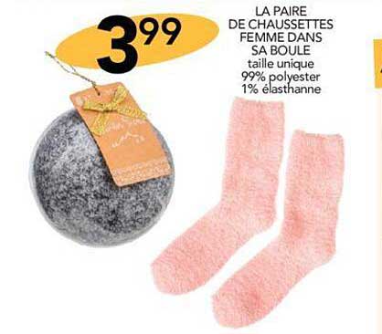 la paire de chaussettes femme dans sa boule