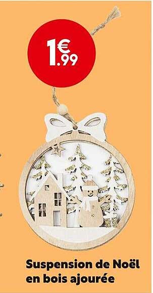 suspension de noël en bois ajourée