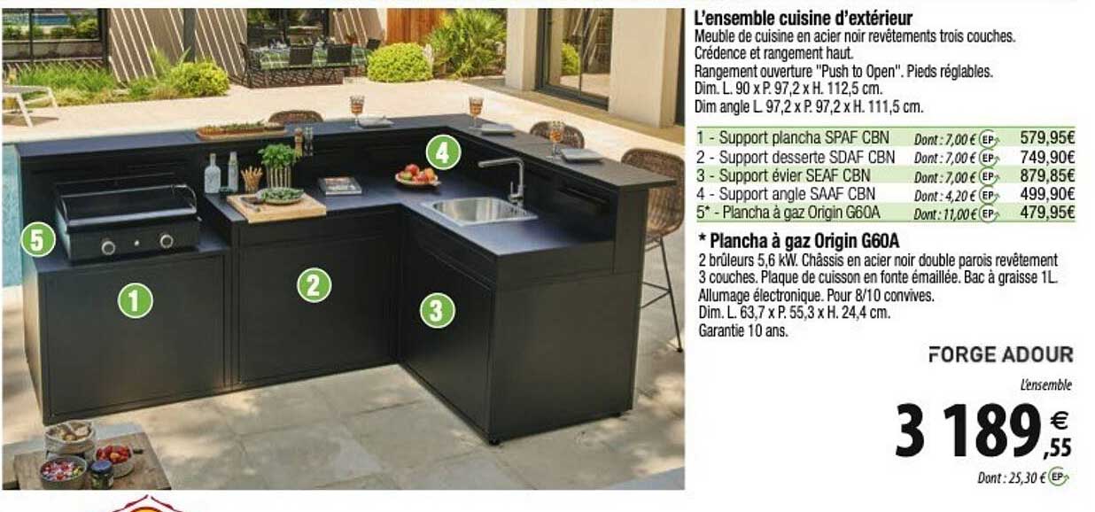 l'ensemble cuisine d'extérieur