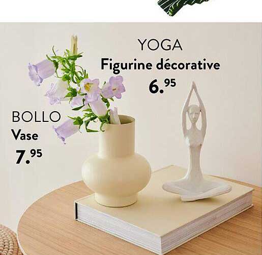 yoga figurine décorative ou bollo vase