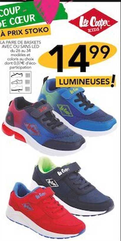 la paire de baskets avec ou sans led lee cooper
